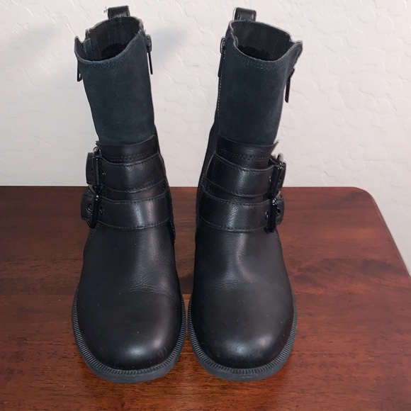 UGG SIZE 6 WILDE BLACK LEATHER/SUEDE BLACK WATERPROOF BIKER MOTO BOOTS - Picture 2 of 11